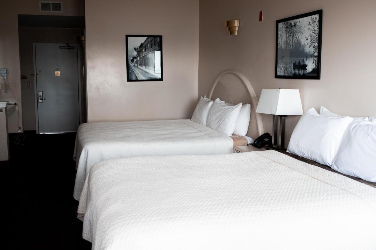 West Bank Inn Celina Dış mekan fotoğraf